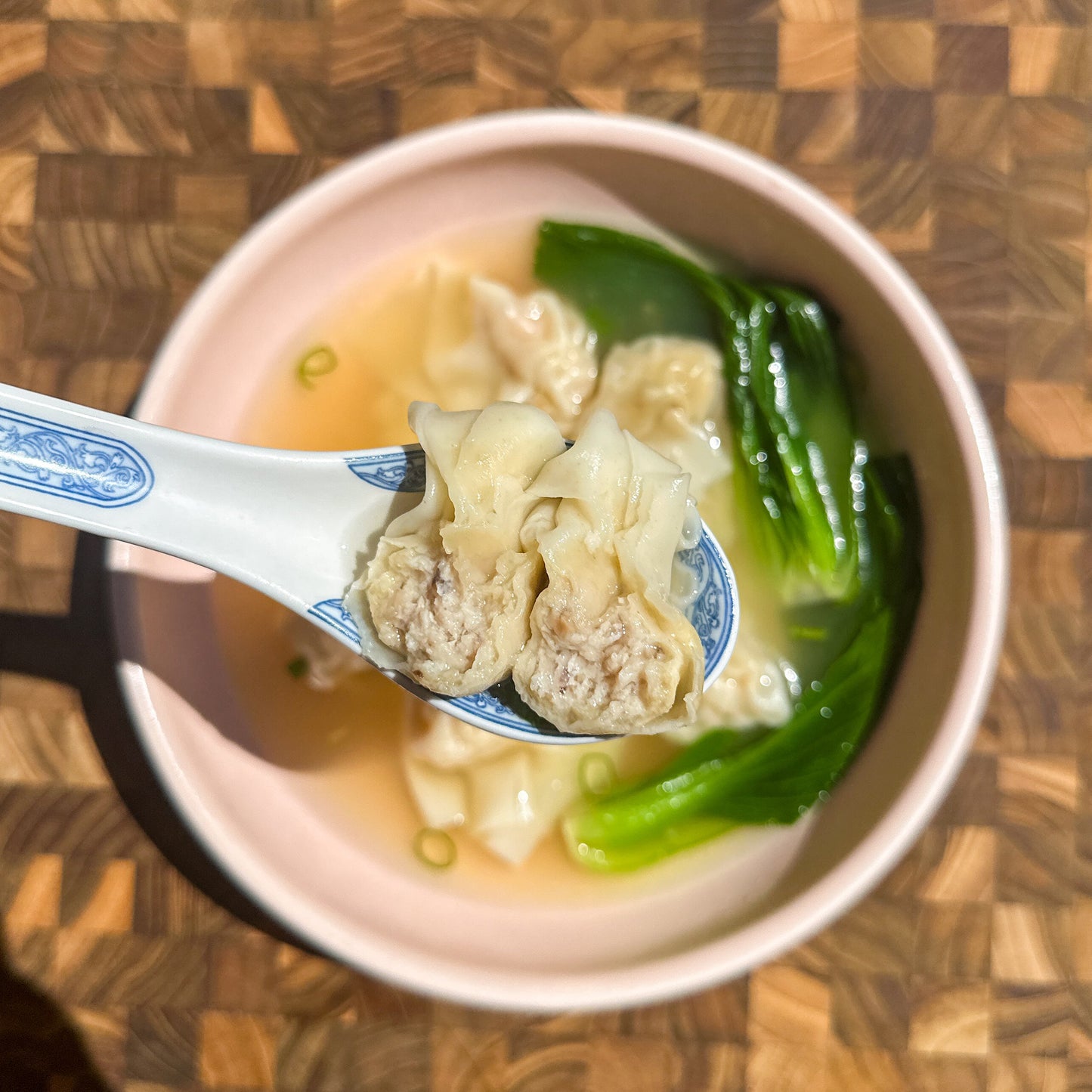 Chicken & Shiitake Wontons | 雞肉香菇餛飩
