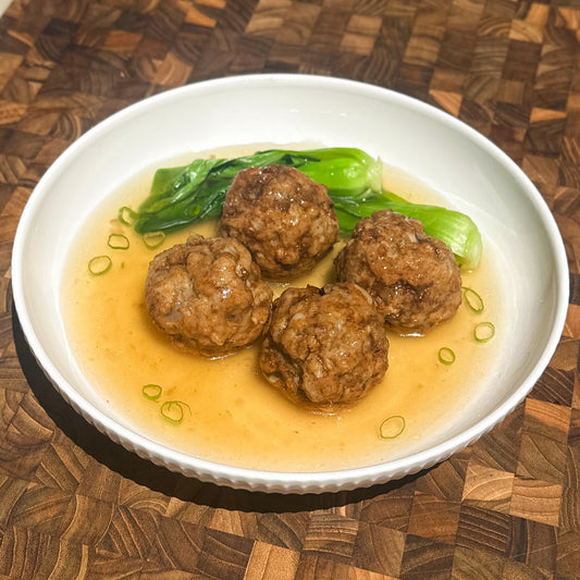 Lion's Head (Large Braised Meatballs) | 獅子頭